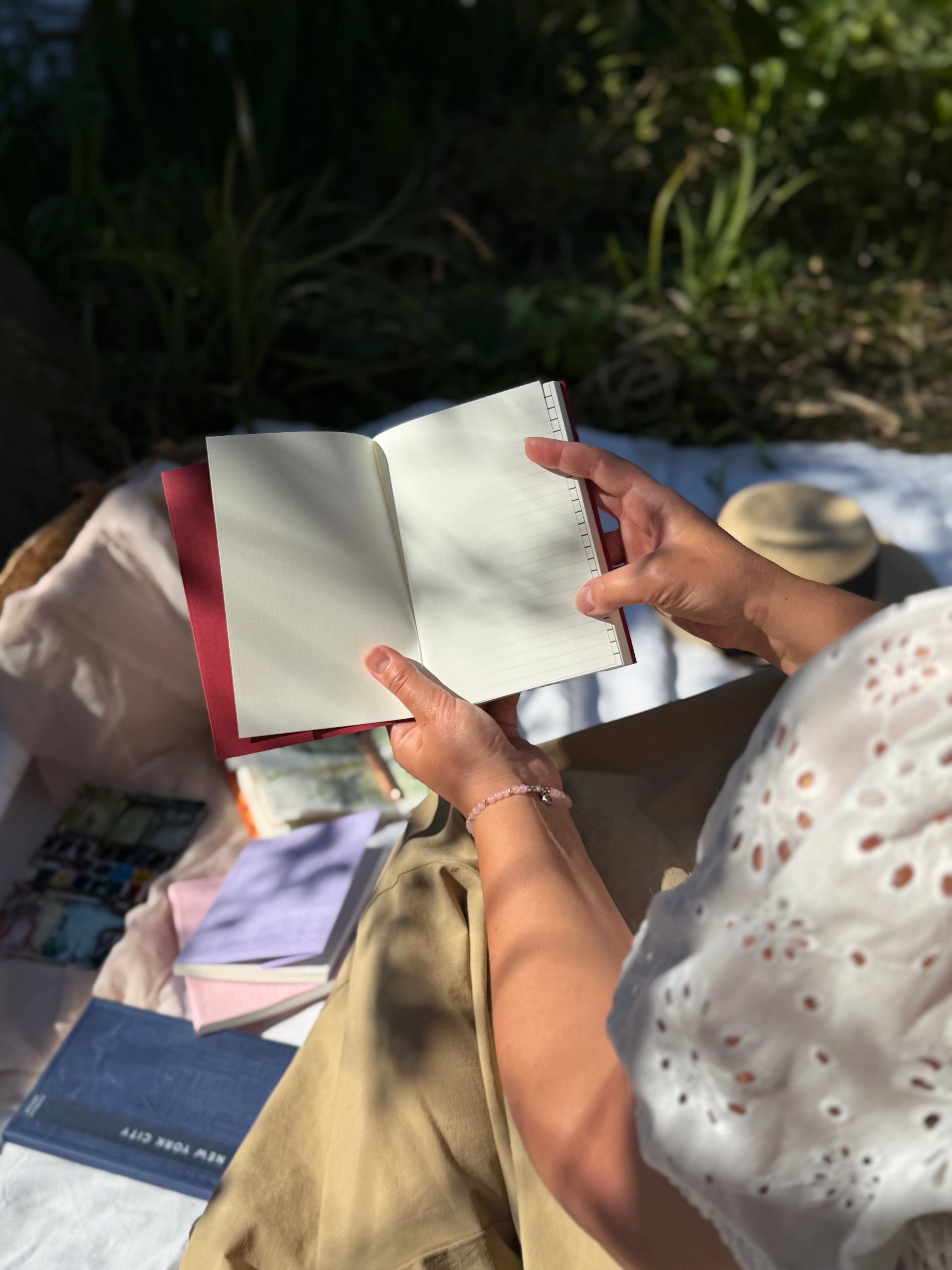 LONDON notebook - B6 - Rouge